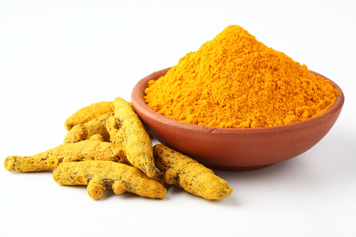 fresh-and-ground-turmeric-for-dogs