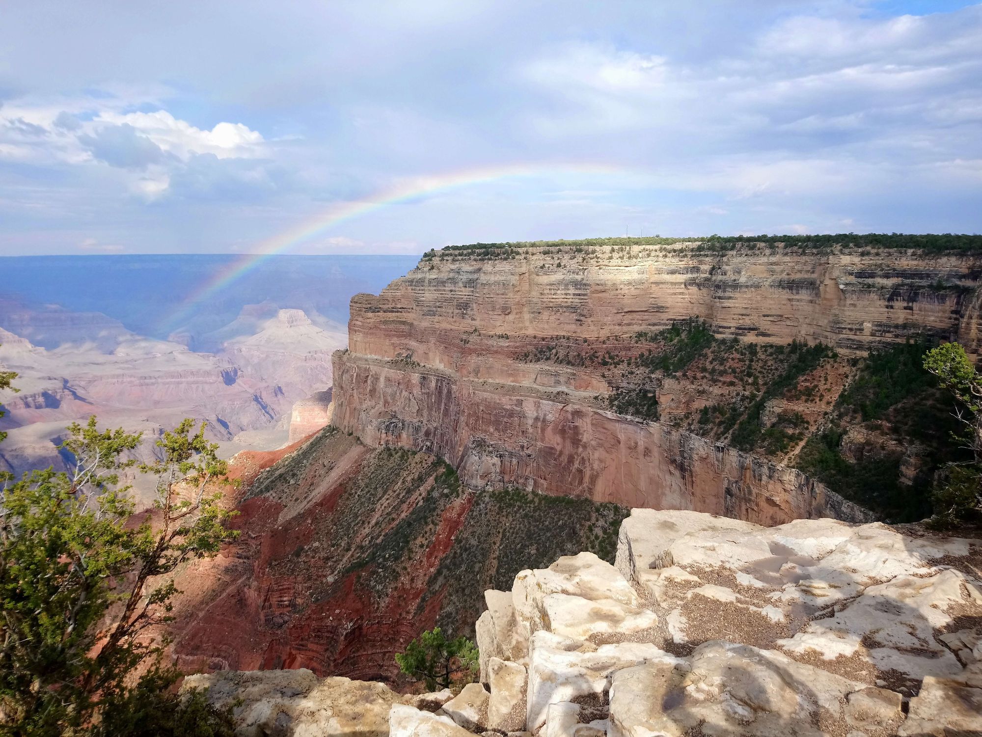 rainbow-over-brown-cliff-at-grand-canyon-national-park
